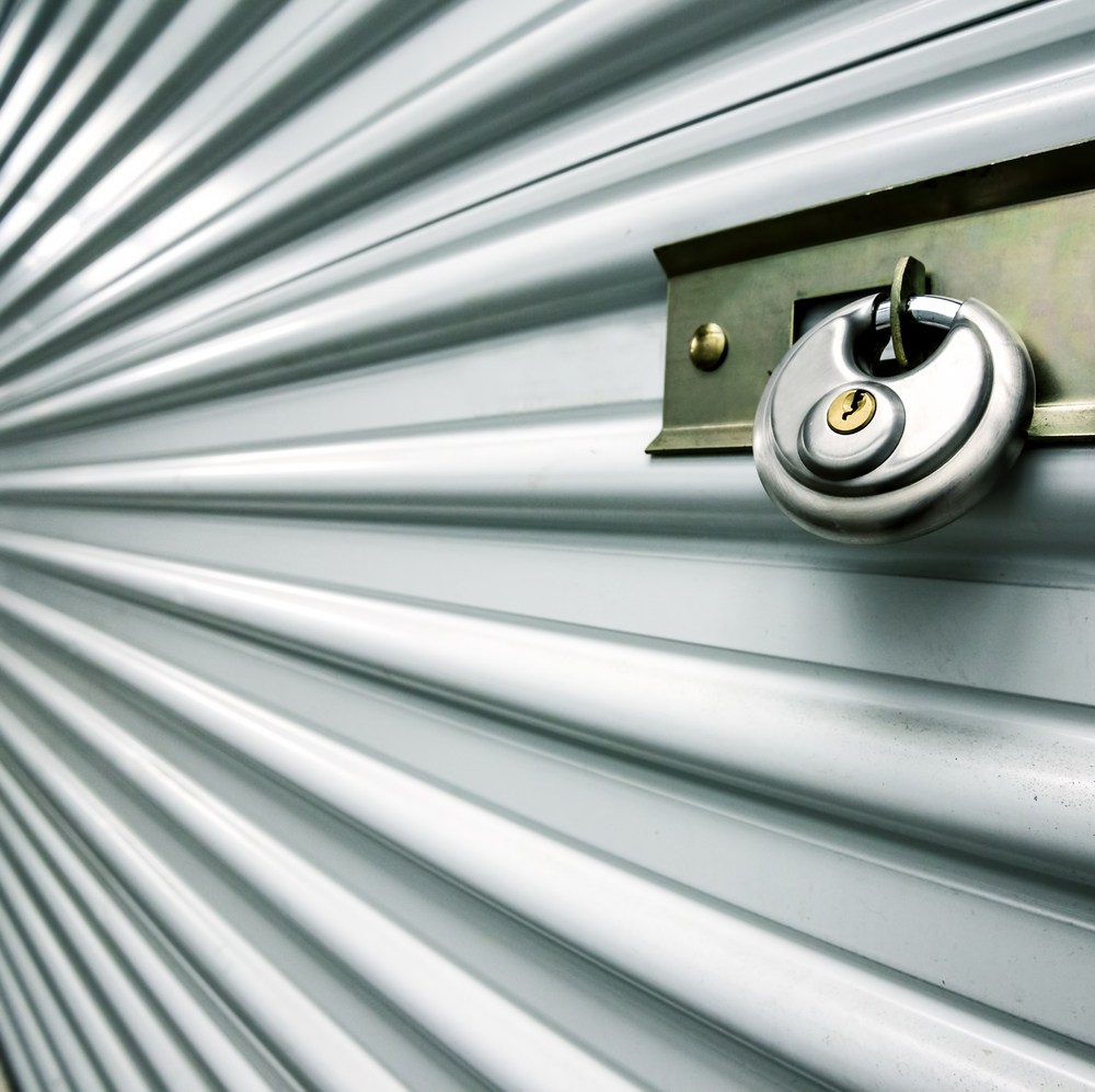 storage locker with lock